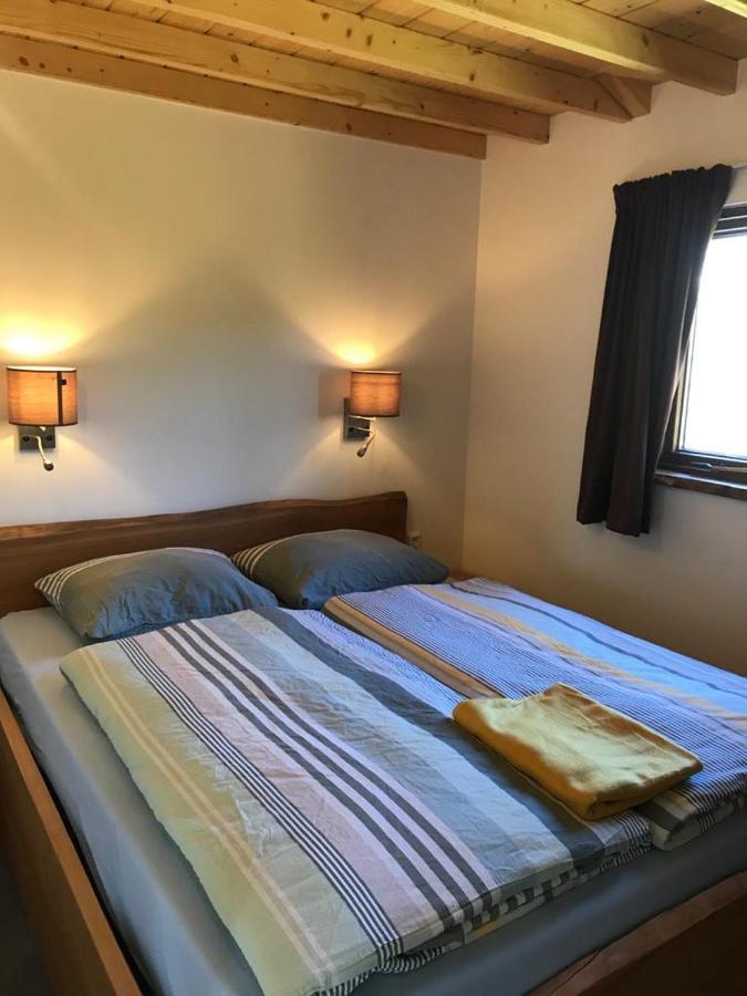 Heerlijk Huisje Vlakbij De Duinen Van Oostvoorne Esterno foto