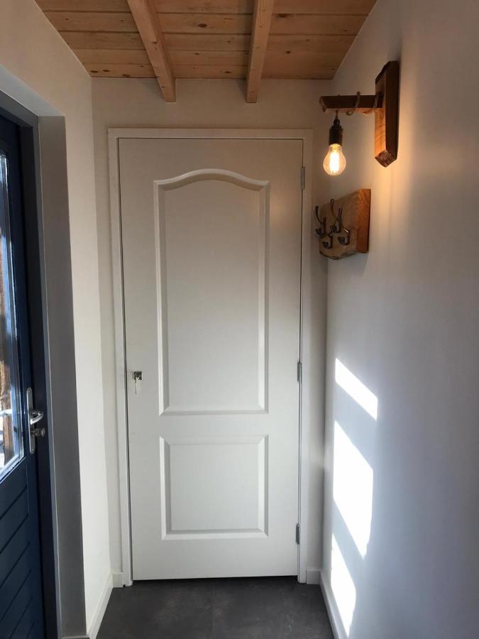 Heerlijk Huisje Vlakbij De Duinen Van Oostvoorne Esterno foto