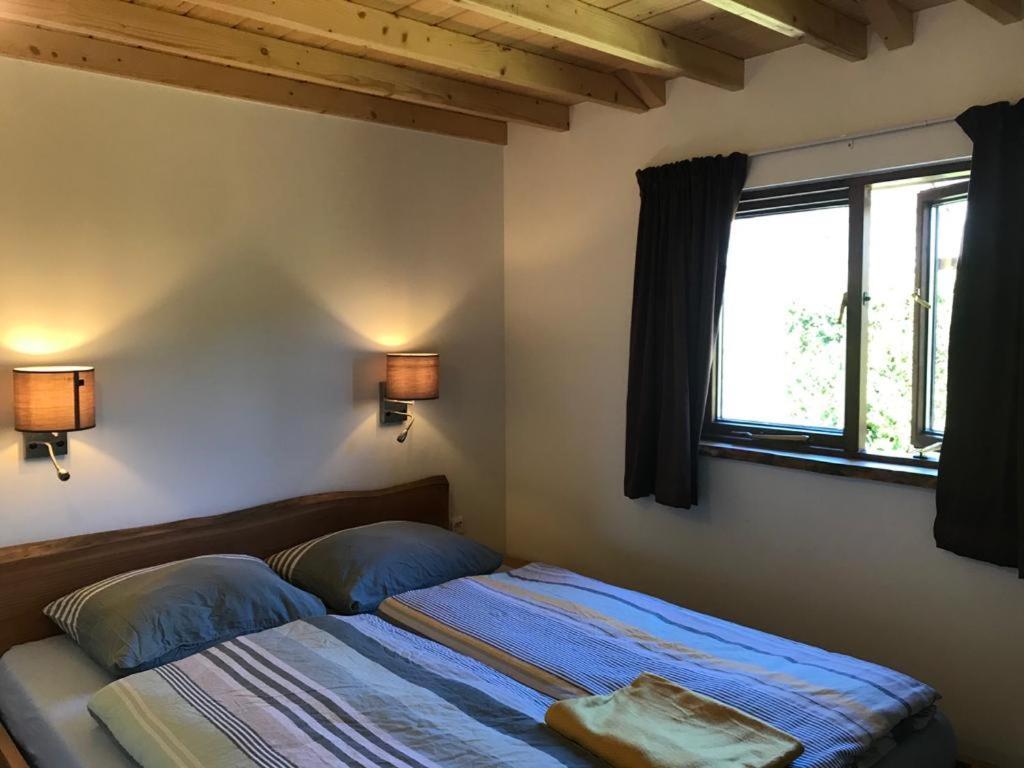 Heerlijk Huisje Vlakbij De Duinen Van Oostvoorne Esterno foto